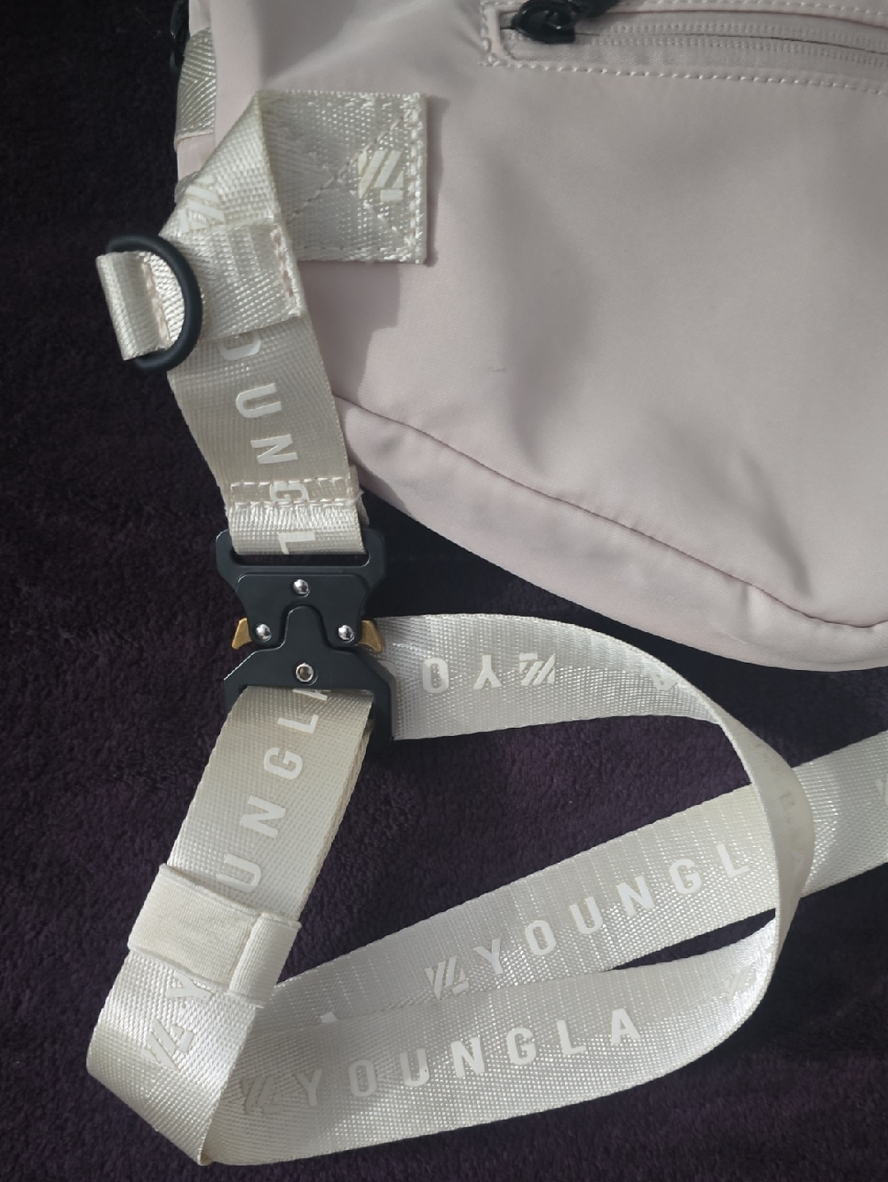 Youngla 750 Mach 1 Cross Body Bag - Picture 4 of 6